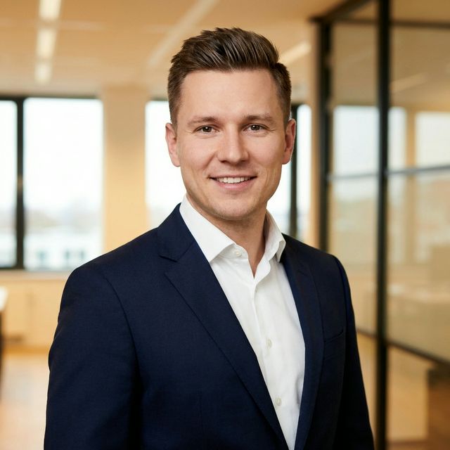 Алексей Козлов — CEO Crypto-Office